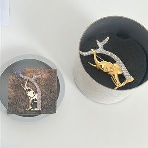Brand New Limited Edition Gold Tone SCS Swarovski Crystal Elephant Pin Brooch
